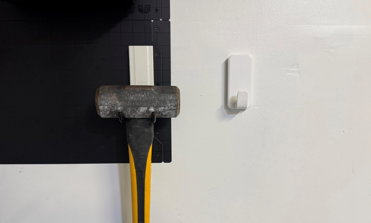 Magnetic Hooks vs Adhesive Hooks: The Ultimate Hanging Guide